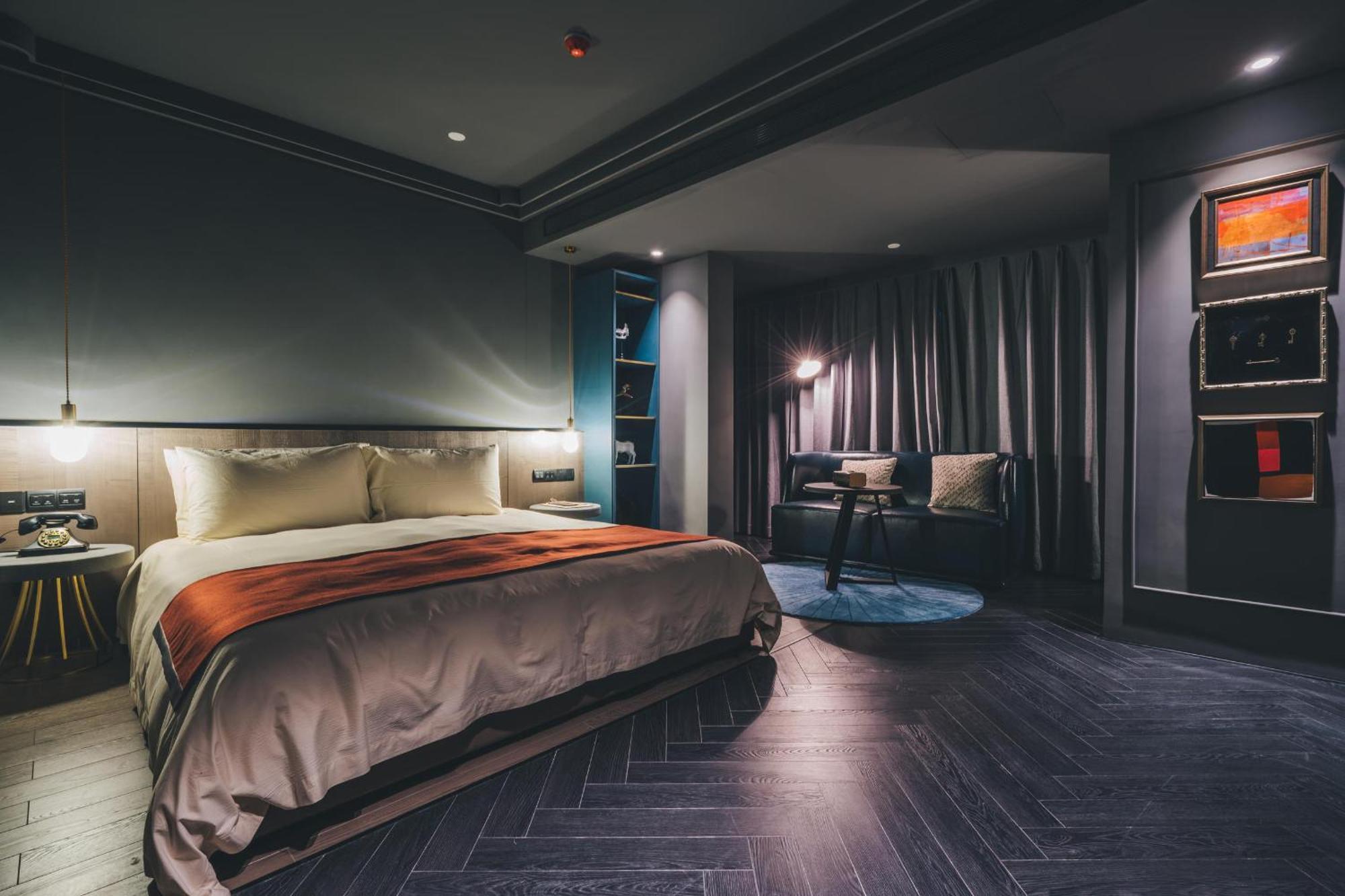 The Drama 5*